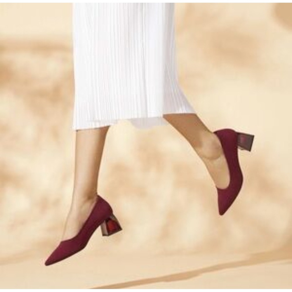 VIVAIA Aria Pointed Toe Block Heel Pumps Arch Support Comfort Size 37.5 EU 7 US